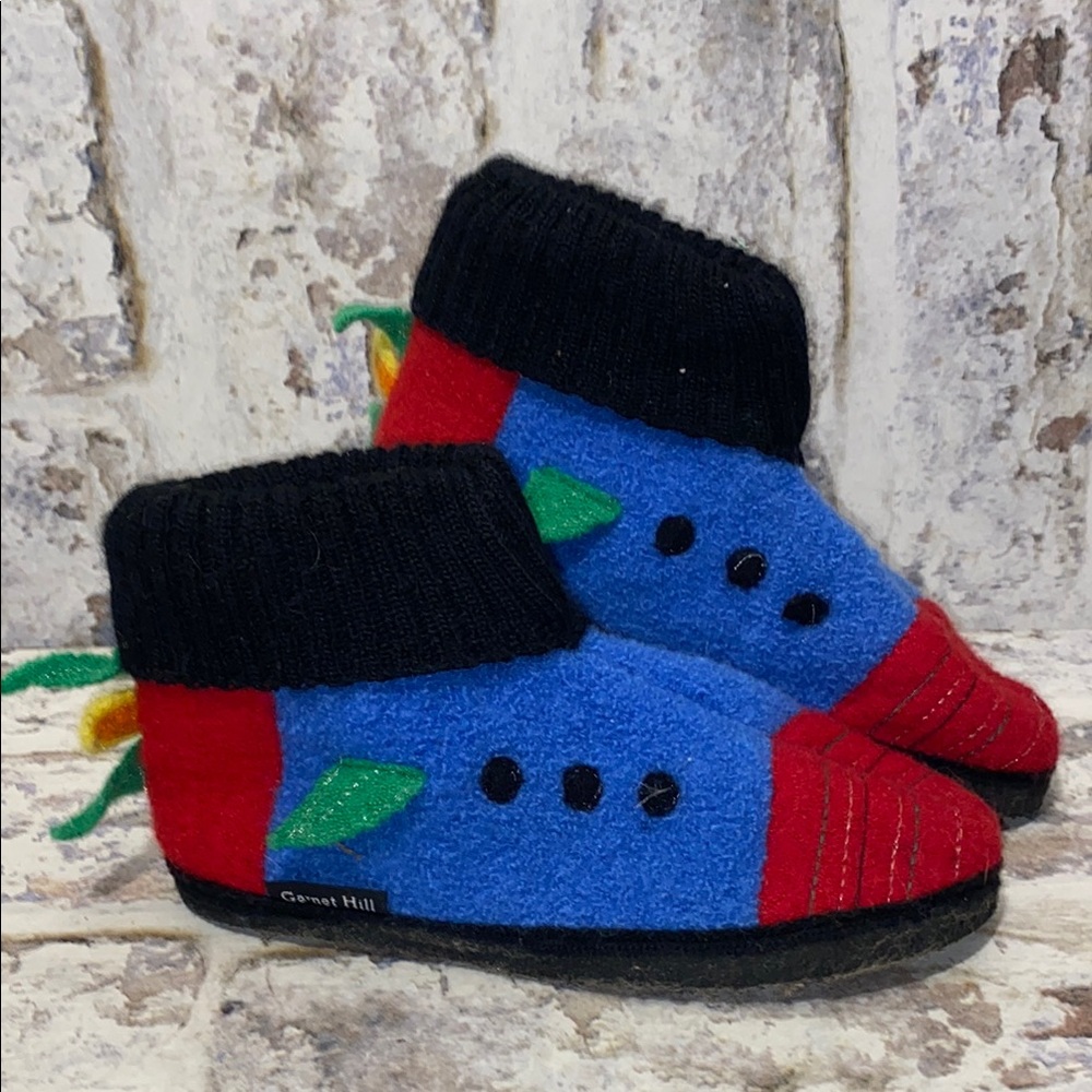 Garnett Hill Kids Wool Slippers